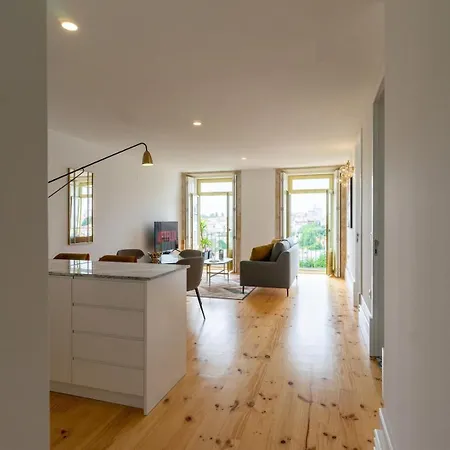 Great Flat W. Balcony On Iconic Pedestrian Street Apartamento