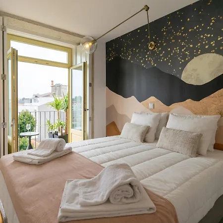 Great Flat W. Balcony On Iconic Pedestrian Street Apartman Porto