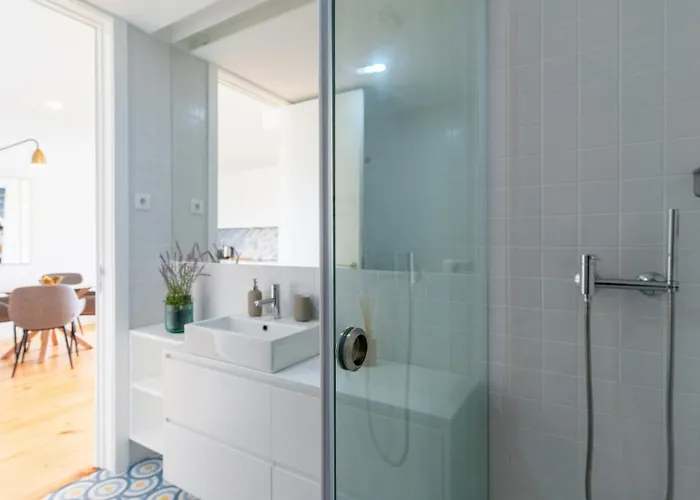 דירה Great Flat W. Balcony On Iconic Pedestrian Street פורטו