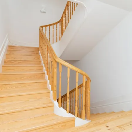 Great Flat W. Balcony On Iconic Pedestrian Street Apartment